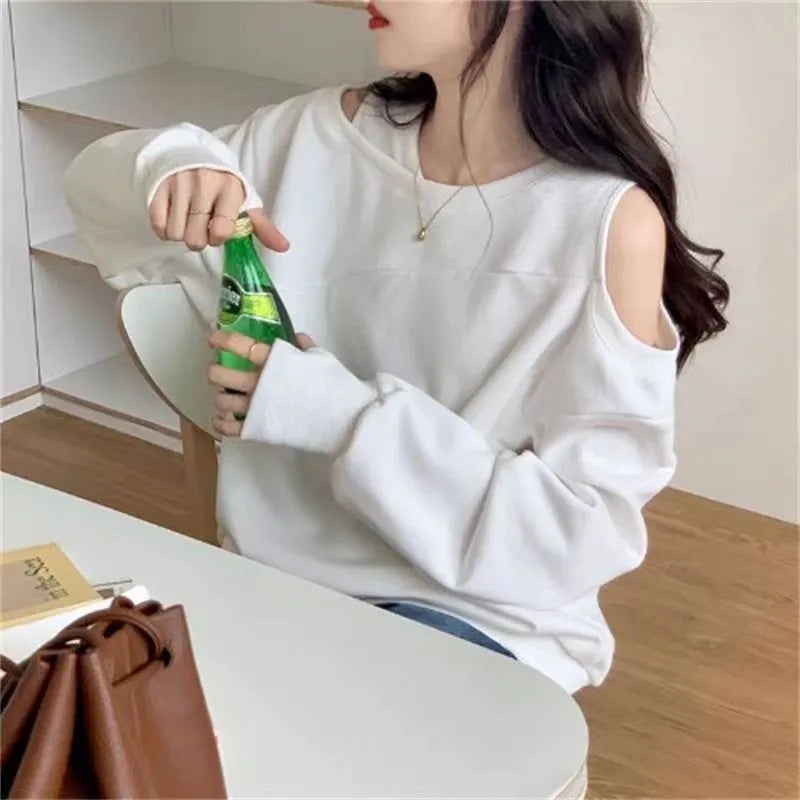 Coquette Aesthetic Off-Shoulder Casual Sweatshirt for Y2K Fashion Lovers