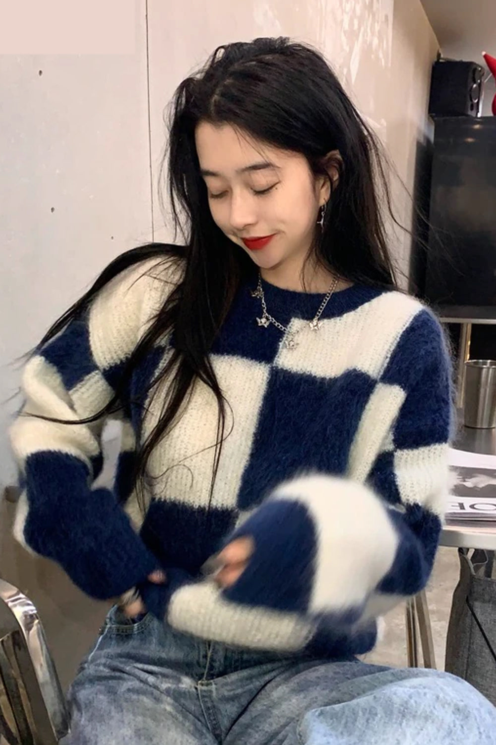 Cozy Blue Checkered Pattern Y2K Aesthetic Sweater for Effortless Style