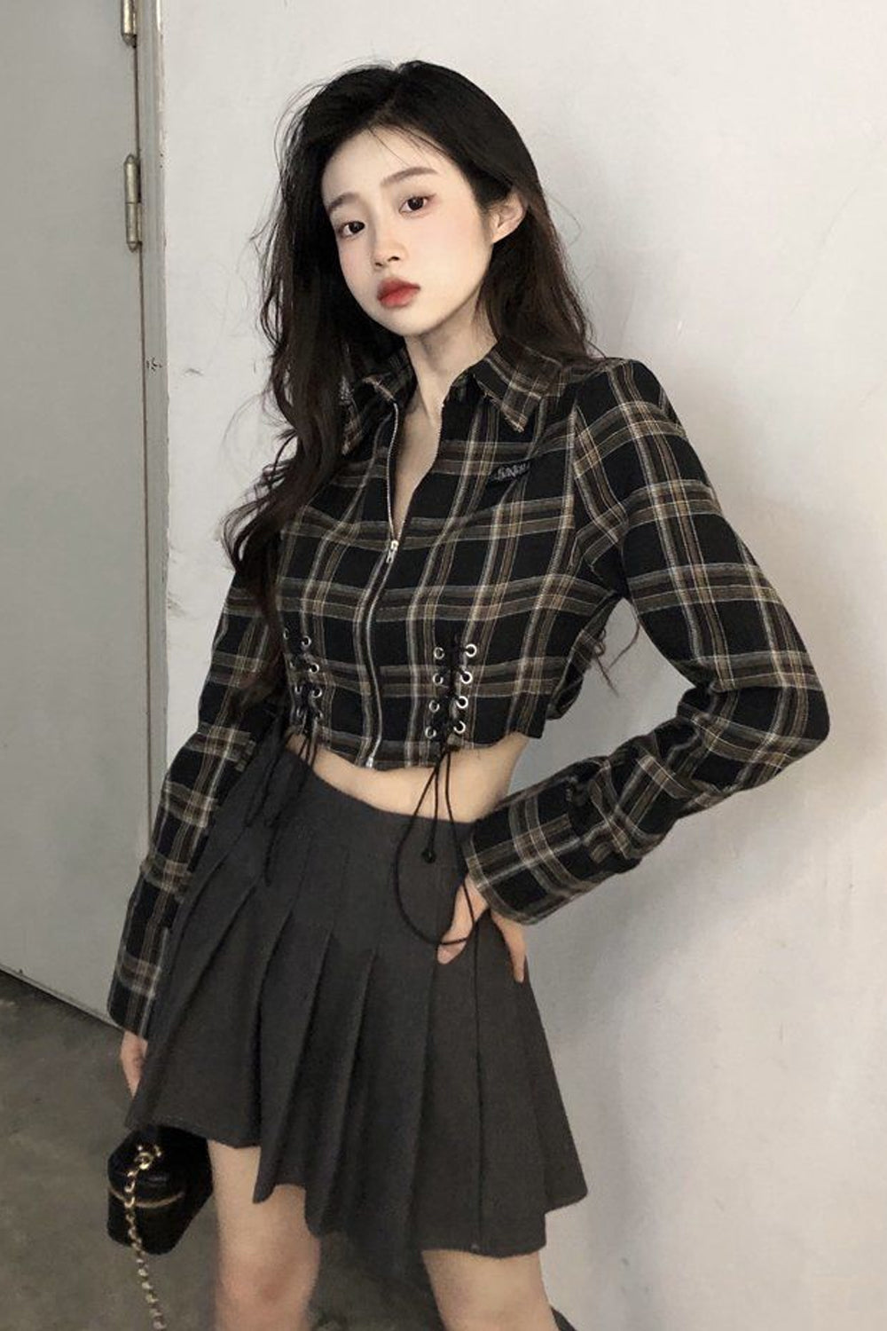 Cropped Long Sleeve Zip-Up Plaid Shirt for Y2K Aesthetic and Coquette Style Outfits