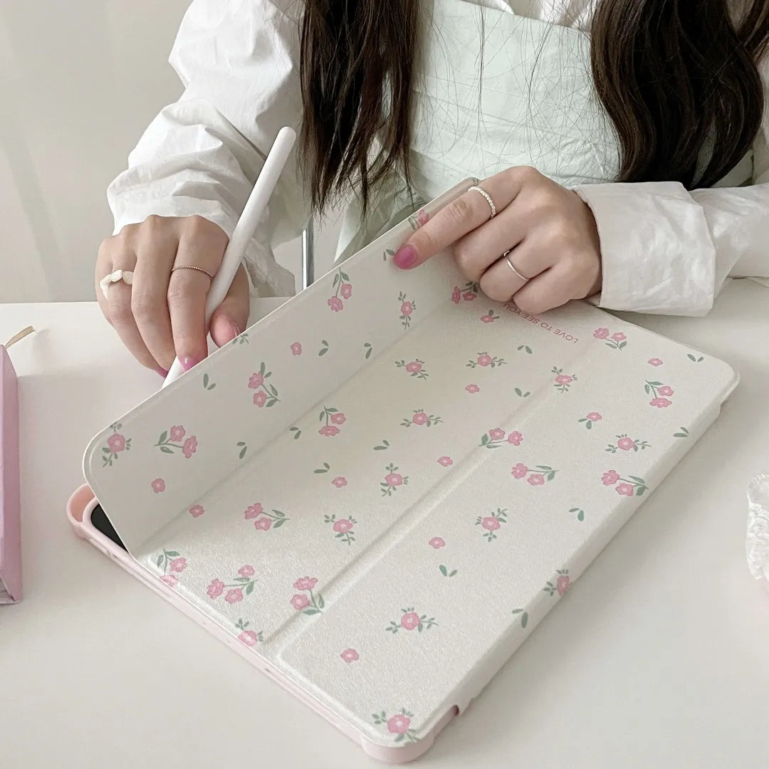 Cute Flower White iPad Case | Y2K Aesthetic Floral Design for Trendy Tech Accessories