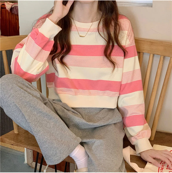 Cute Striped Cropped Sweater in Soft Colors - Y2K Aesthetic Long Sleeve Top