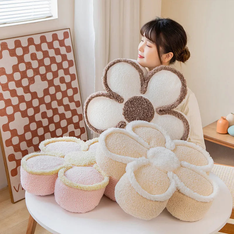 Kawaii Flower Pillow - Cute Floral Plush Cushion for Aesthetic Room Decor