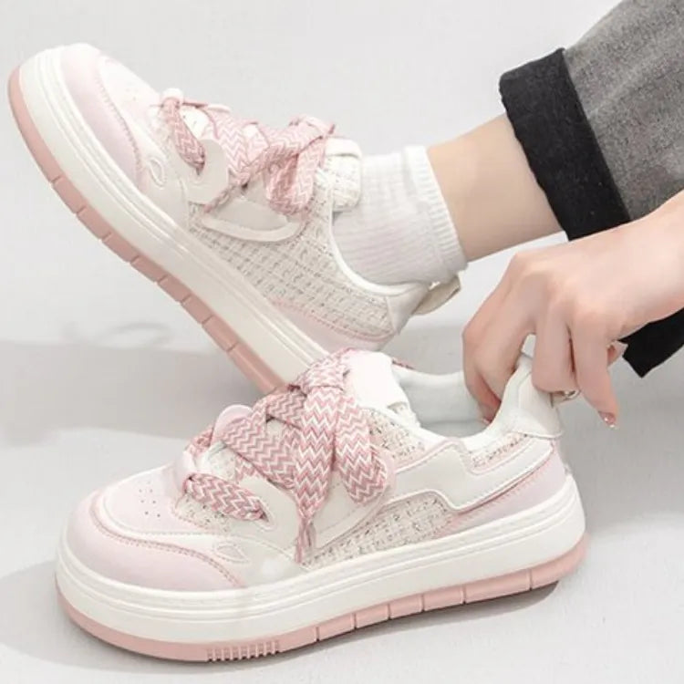 Kawaii Platform Sneakers for Y2K Aesthetic: Cute and Comfy Footwear for Every Outfit