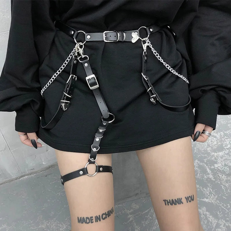 Punk Style Heart Belt: Edgy Accessory for Y2K Fashion and Grunge Aesthetic Outfits