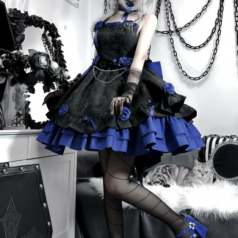 Victorian Gothic Dress: Elegant Dark Academia Fashion with Grunge Aesthetic Touch