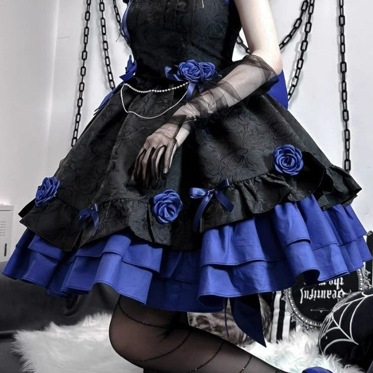 Victorian Gothic Dress: Elegant Dark Academia Fashion with Grunge Aesthetic Touch