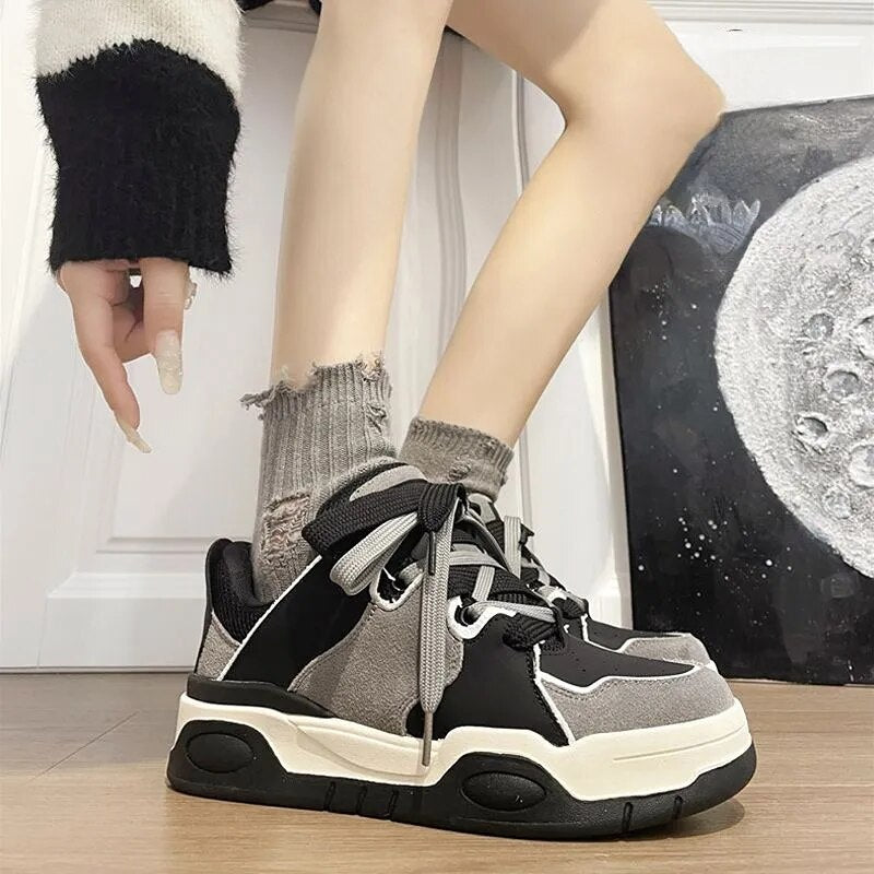 Vintage Harajuku Sneakers: Y2K Aesthetic Footwear for Trendy Coquette and Grunge Styles