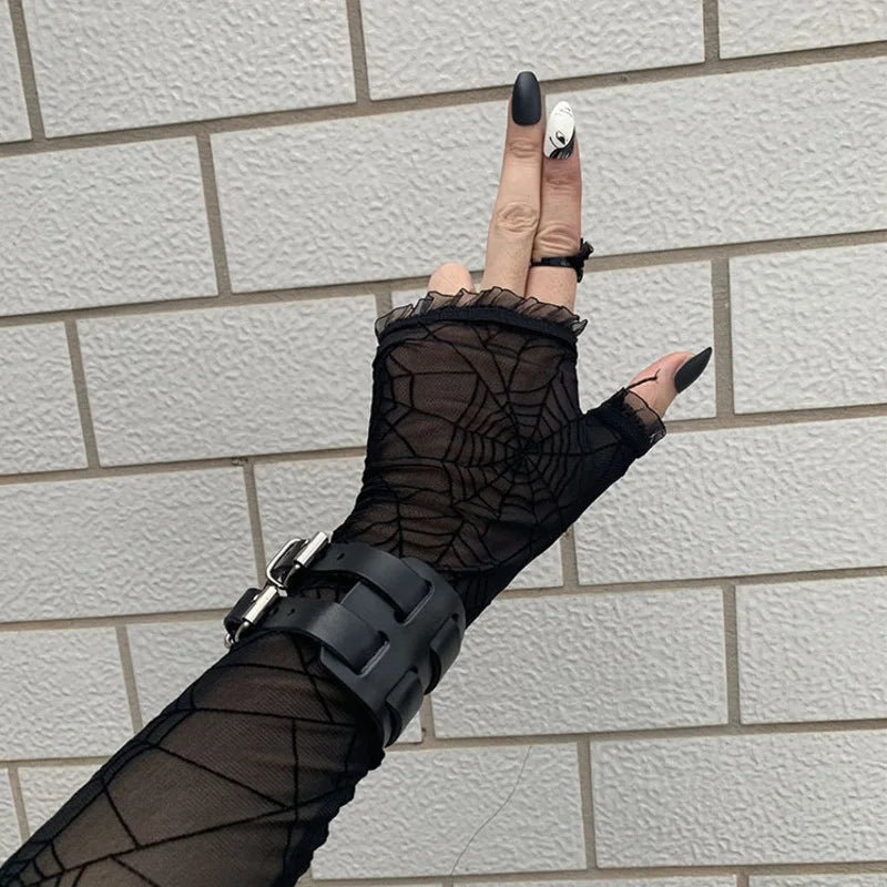 Y2K Aesthetic Harajuku Dark Spider Gloves for Grunge and Coquette Style Outfits