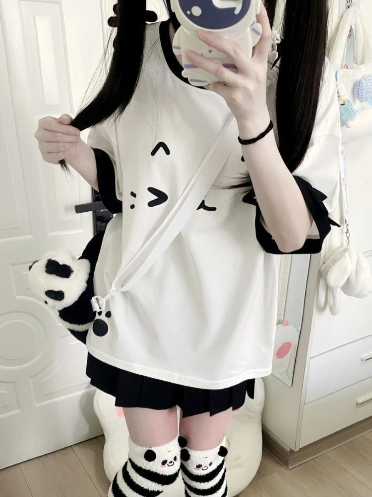 Y2K Kawaii Cat Graphic Tee - Cute Aesthetic Top for Y2K Fashion Lovers