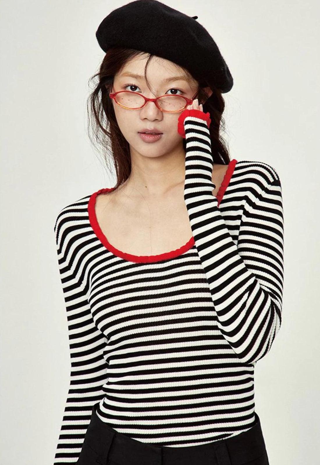 Y2K Striped Scoop Neck Top - Cute Aesthetic Tee for Coquette and Grunge Styles